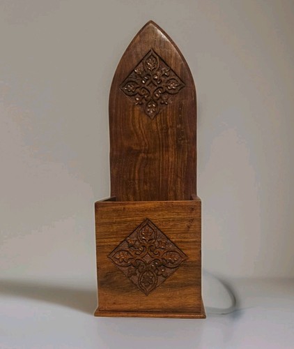 Gothic arch handcarved - arch,