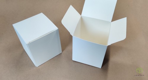 Square gift box cream - square, matte